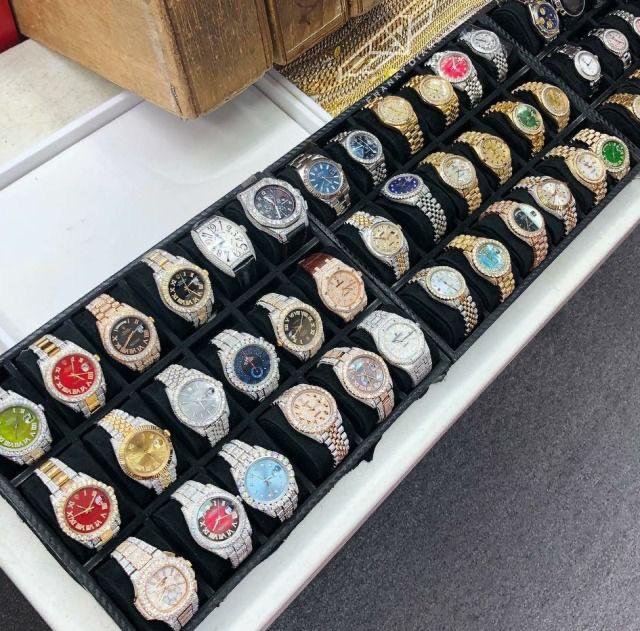 watches-liquidation-pallet.jpeg branded watches wholesale pallet - Image 1