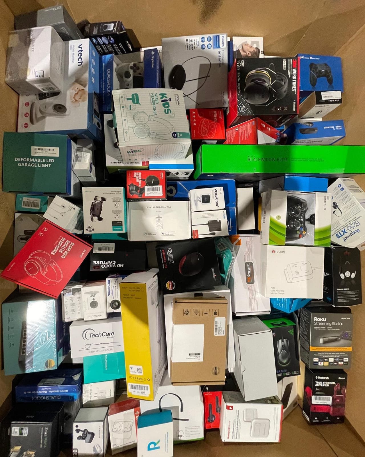 wholesale-electronics-liquidation-pallets.jpeg wholesale electronics pallets - Image 1