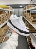 Authentic Jordan Sneakers Pallet - Image 8