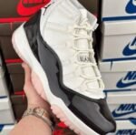 Authentic Sneakers Pallet - Image 3