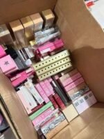 Cosmetics & Makeup Pallet - Image 2