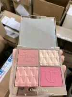 High-End Makeup Pallet - Image 4