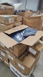 True Classic Clothing Pallets - Image 9