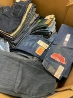 Wholesale Levi Jeans Pallet - Image 5
