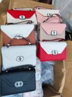 Women Handbags Pallet